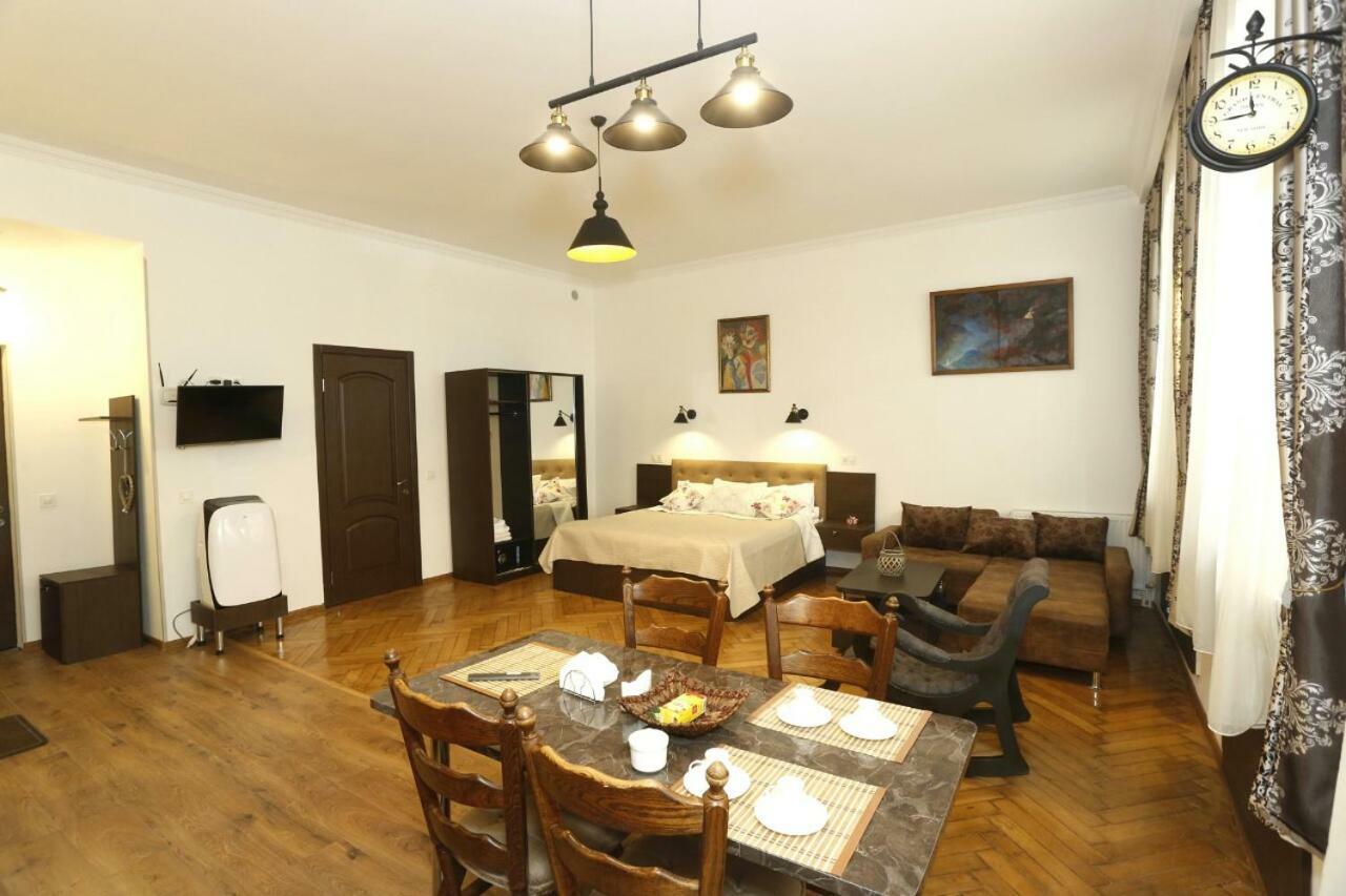 Old - Gold Gala Apartment Tbilisi Exterior foto