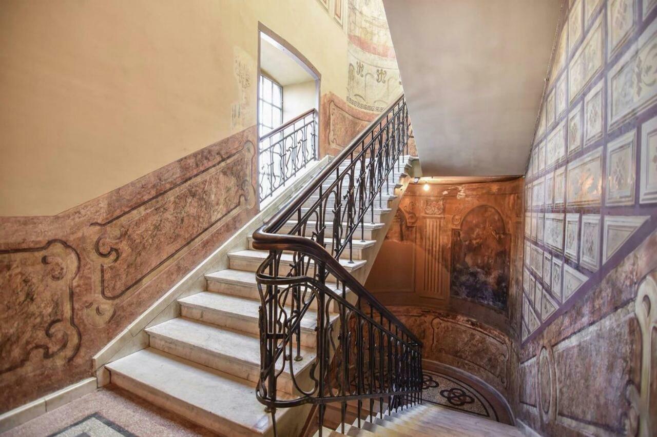 Old - Gold Gala Apartment Tbilisi Exterior foto